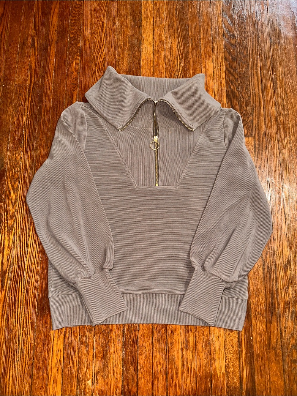 Women’s Small Varley Gray Half Zip Sweatshirt